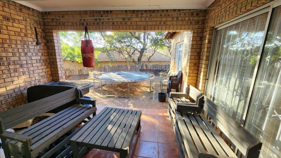 3 Bedroom Property for Sale in Cashan North West